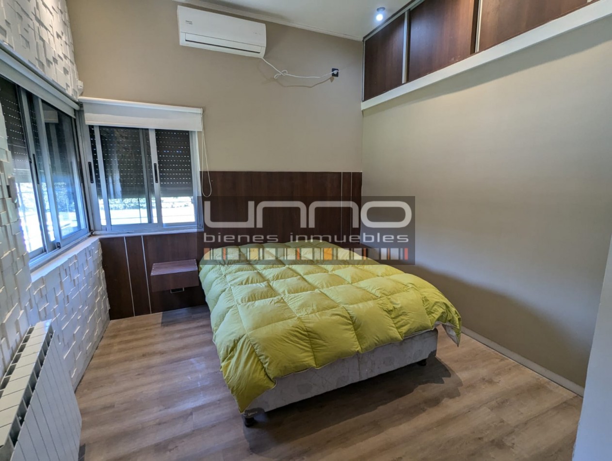 Casa desarrollada en planta baja - 3 dormitorios - Piscina