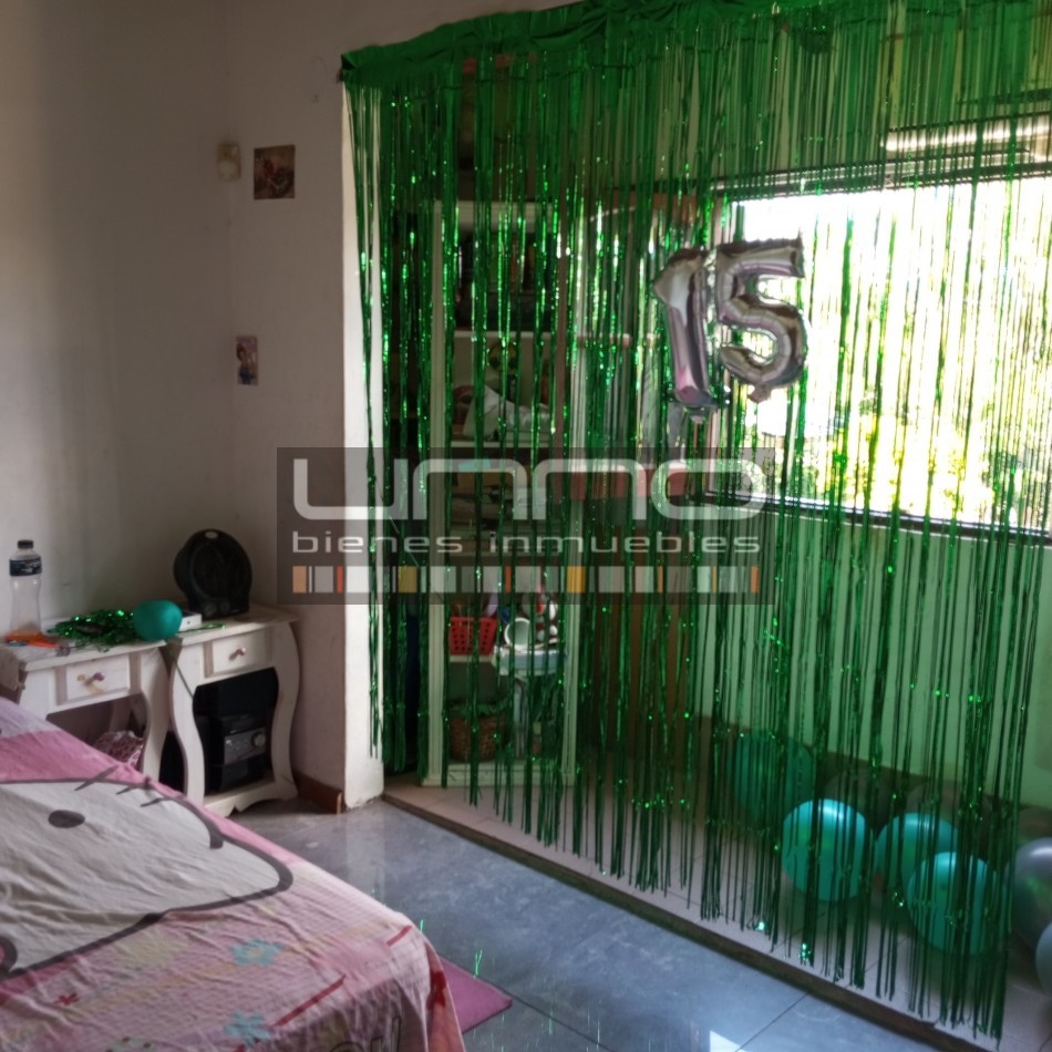 Casa en Funes con jardin y piscina - 4 dormitorios